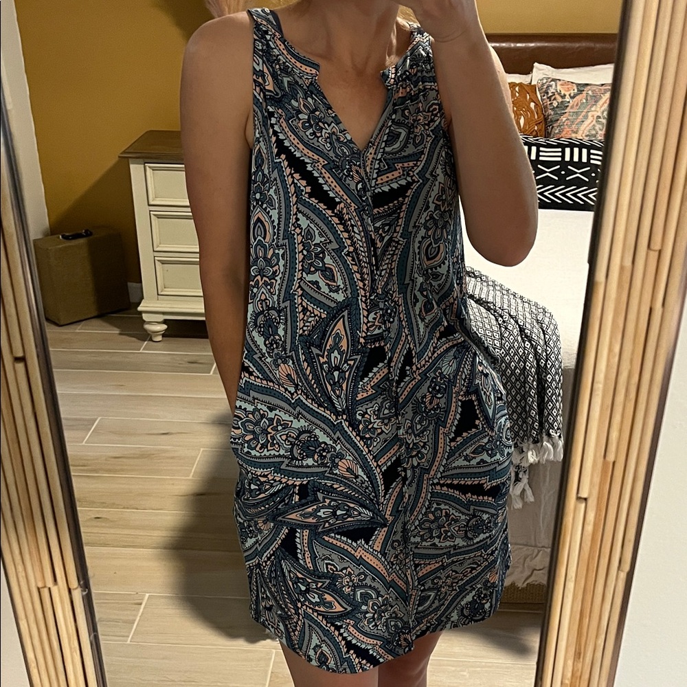 Banana Republic Sleeveless Paisley Shift Dress in Teal and Peach